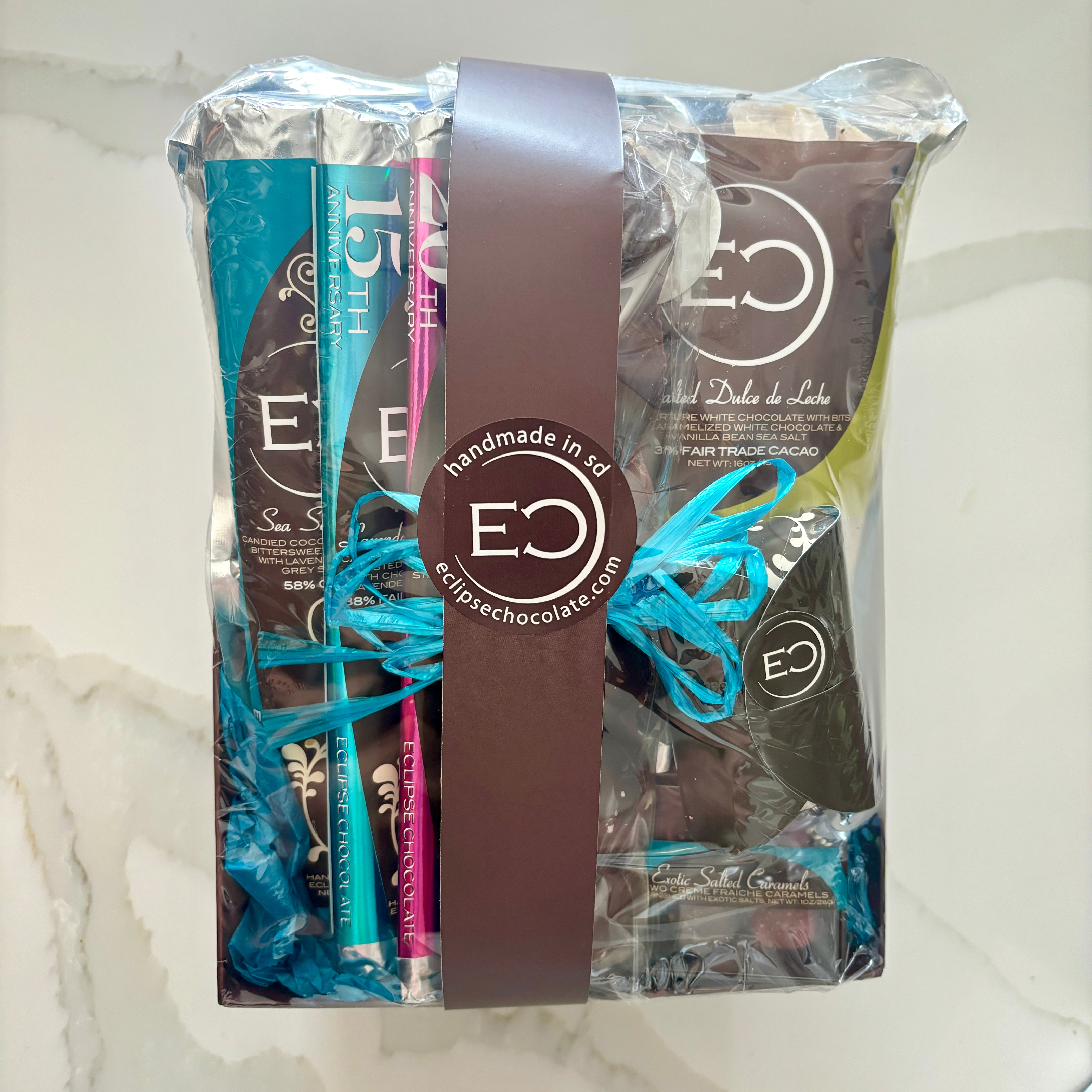 EC Cacao Club :: Lunar Subscription Box-Eclipse Chocolate EC Cacao Club :: Lunar Subscription Box-Eclipse Chocolate